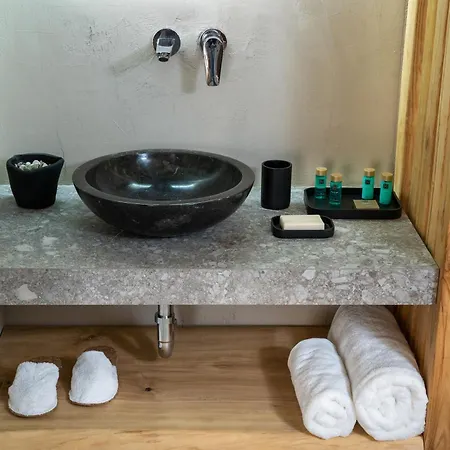 Amo Golden * Chrysi Ammoudia